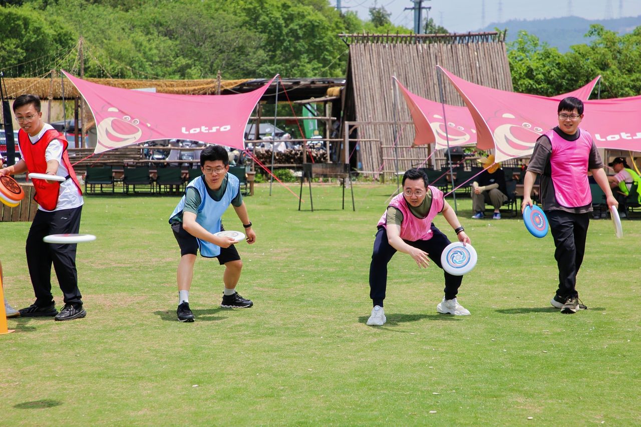 南京秋季团建怎么玩?采摘、骑行、攻防箭、运动会、围炉烧烤全攻略